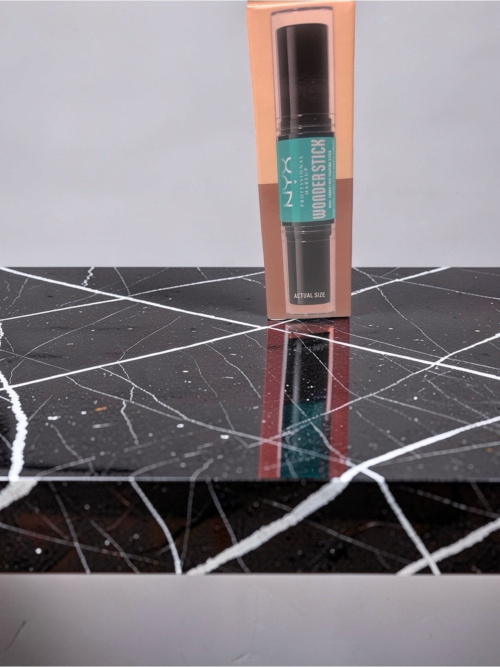 NYX Wonder Stick Dual-Ended Contour & Highlight Stick - Teal